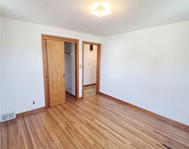181 Willett Street - Photo Thumbnail 17