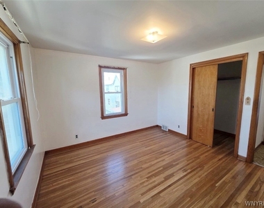 181 Willett Street - Photo Thumbnail 16