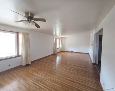 181 Willett Street - Photo Thumbnail 6