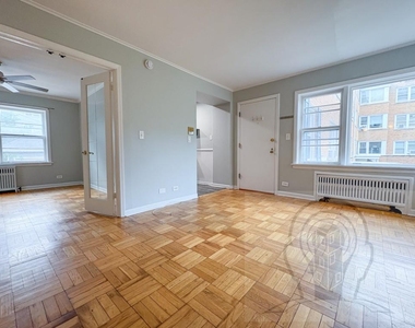 524 Michigan Avenue - Photo Thumbnail 2
