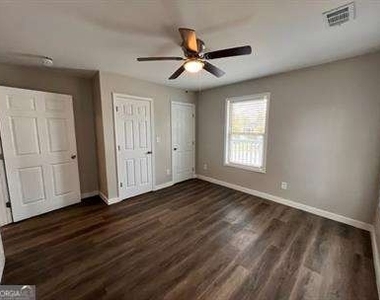 324 Adams Street - Photo Thumbnail 11