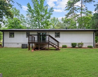 3022 Hillwood Drive Nw - Photo Thumbnail 14