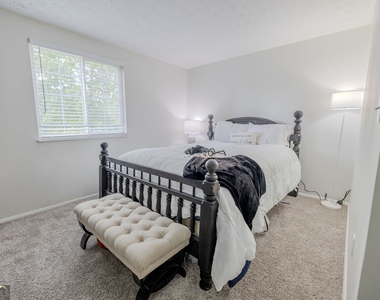 2073 Raintree Place - Photo Thumbnail 17
