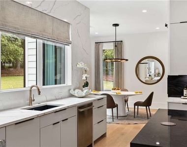 2742 Winding Lane Ne - Photo Thumbnail 19