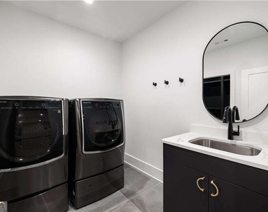 2742 Winding Lane Ne - Photo Thumbnail 33