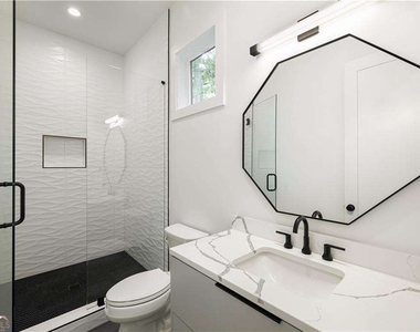 2742 Winding Lane Ne - Photo Thumbnail 23