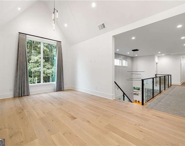 2742 Winding Lane Ne - Photo Thumbnail 24