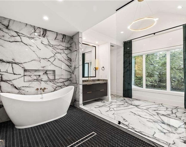 2742 Winding Lane Ne - Photo Thumbnail 30