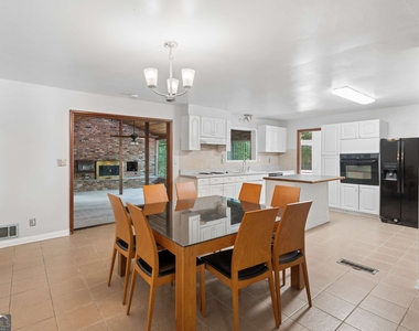 3543 Cloudland Drive - Photo Thumbnail 7