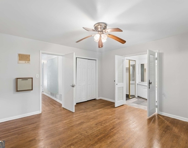 3543 Cloudland Drive - Photo Thumbnail 13