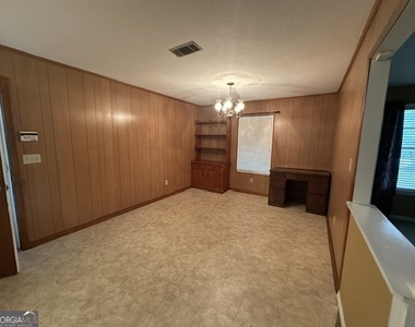 17710 Excelsior Church Road - Photo Thumbnail 7