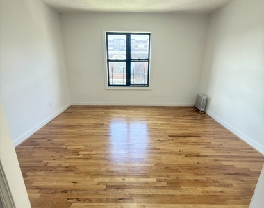 601 West 162nd Street - Photo Thumbnail 2