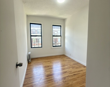 601 West 162nd Street - Photo Thumbnail 3