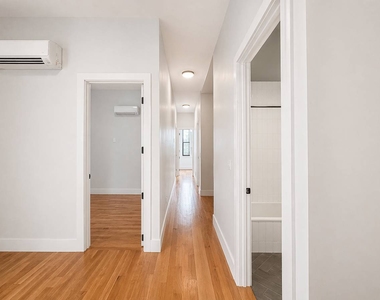 483 Evergreen Avenue - Photo Thumbnail 6