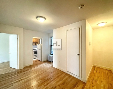 East 14th Street - Photo Thumbnail 2