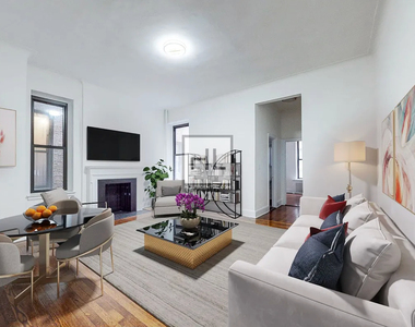 E 81st St - Photo Thumbnail 2