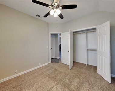 7009 Inglenook Drive - Photo Thumbnail 11