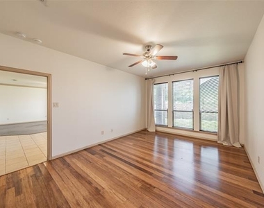 3316 Lone Tree Lane - Photo Thumbnail 18