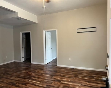 2932 Haynie Street - Photo Thumbnail 7