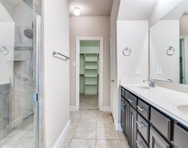 495 Chandler Court - Photo Thumbnail 7