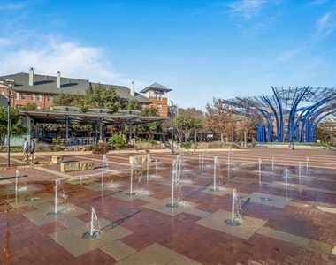 5055 Addison Circle - Photo Thumbnail 7