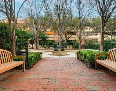 5055 Addison Circle - Photo Thumbnail 9