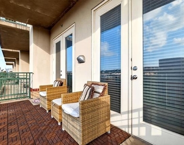 5055 Addison Circle - Photo Thumbnail 10