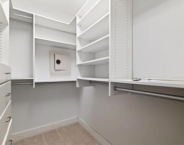 5055 Addison Circle - Photo Thumbnail 12