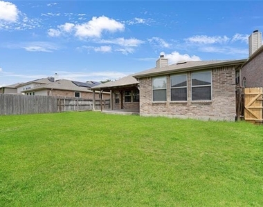2105 Arthur Street - Photo Thumbnail 25