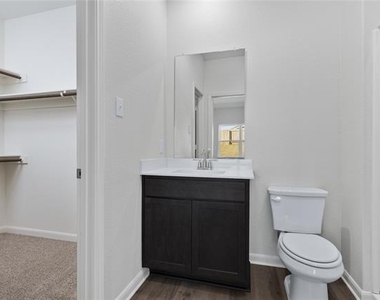 8413 White Wolf Trail - Photo Thumbnail 7