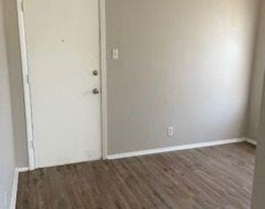5433 Encino Road - Photo Thumbnail 1