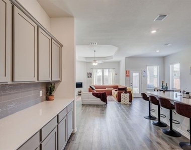 6993 Newby Lane - Photo Thumbnail 4