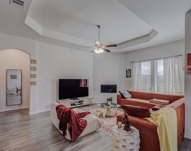 6993 Newby Lane - Photo Thumbnail 6