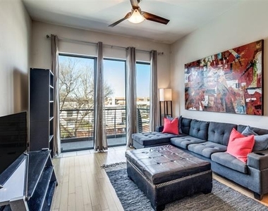 4605 Cedar Springs Road - Photo Thumbnail 6