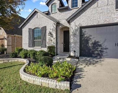 1506 Snowdrop Drive - Photo Thumbnail 5
