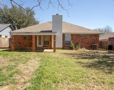 215 Linda Street - Photo Thumbnail 23
