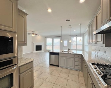 15201 Everly Court - Photo Thumbnail 6