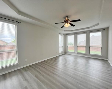 15201 Everly Court - Photo Thumbnail 10