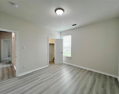15201 Everly Court - Photo Thumbnail 19
