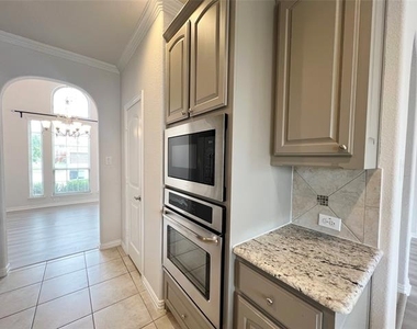 15201 Everly Court - Photo Thumbnail 5