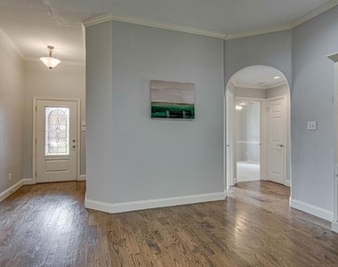 3501 Wind Flower Lane - Photo Thumbnail 10