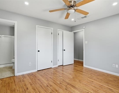 2319 St Gregory Street - Photo Thumbnail 11