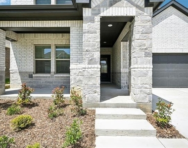718 London Town Lane - Photo Thumbnail 26