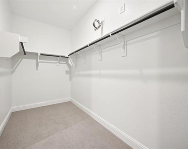 718 London Town Lane - Photo Thumbnail 19
