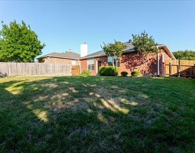 10332 Trevino Lane - Photo Thumbnail 21