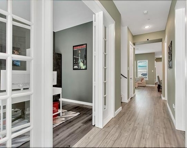 7667 Tiffany Drive - Photo Thumbnail 2