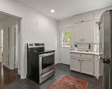 80 Vaughn Drive - Photo Thumbnail 11