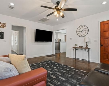 80 Vaughn Drive - Photo Thumbnail 2