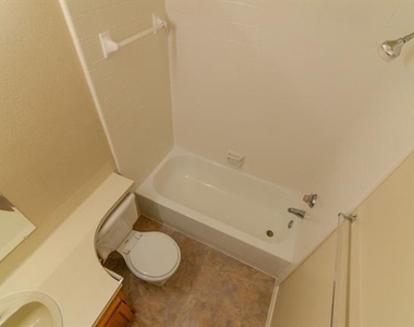 11815 Sunrise Drive - Photo Thumbnail 20