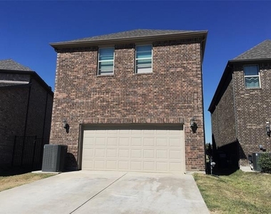 1353 Elaine Drive - Photo Thumbnail 33